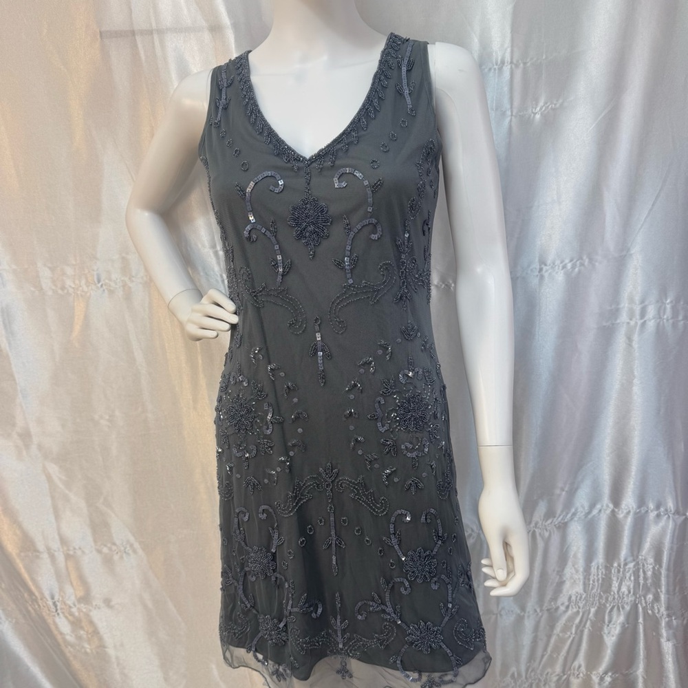 NWT Rise Elegant Gray Embellished Mini Dress Women’s Size 8